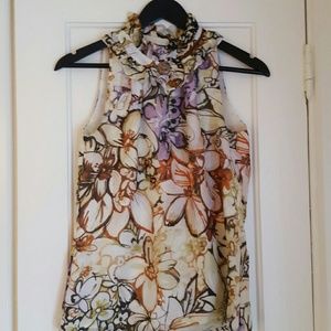 Silky Sleeveless blouse