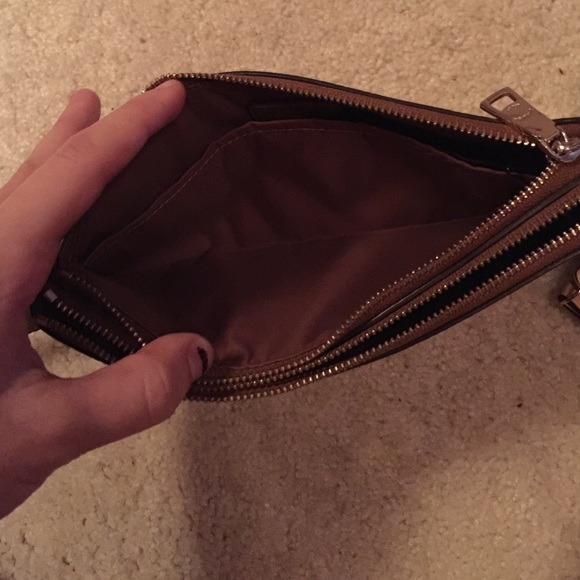 (Brown)Coach double zipper wristlet/wallet - Picture 3 of 4