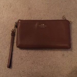 (Brown)Coach double zipper wristlet/wallet