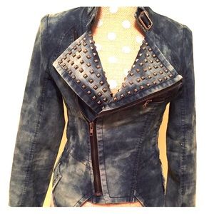 Studded Fitted Jean Jacket