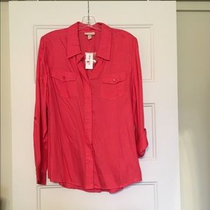 NWT Dressbarn Coral color blouse. Size Large.