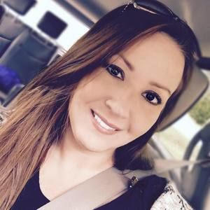 Meet your Posher, Cynthia