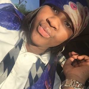 Meet your Posher, Emoni