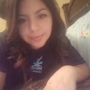 Meet your Posher, Roxana