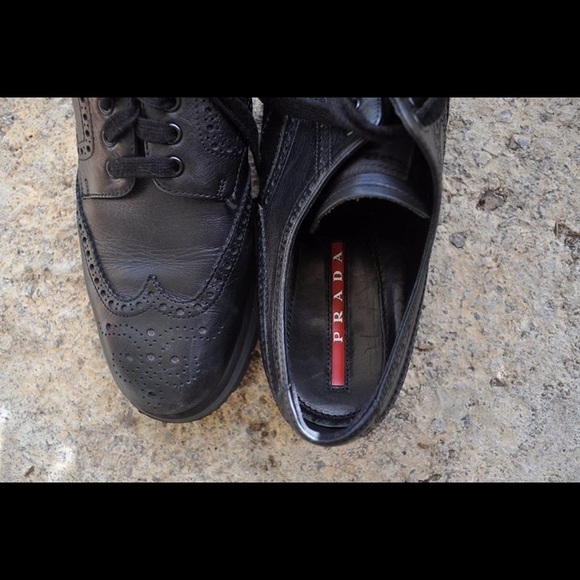 Prada Milano Black Leather Laced Oxford Shoes