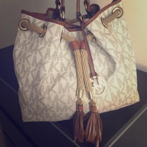 MK LIGHTLY USED HANDBAG
