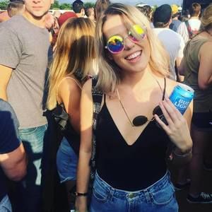 Meet your Posher, Julie