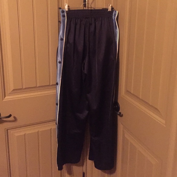 Rip-off sweat pants