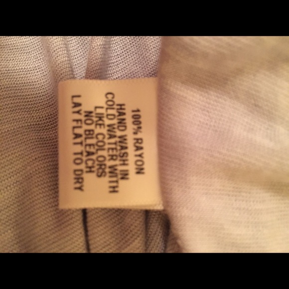 Silvery Gray Top/Sweater - Picture 4 of 4