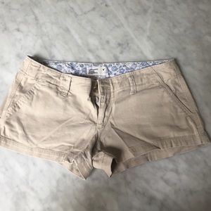 American Eagle khaki shorts