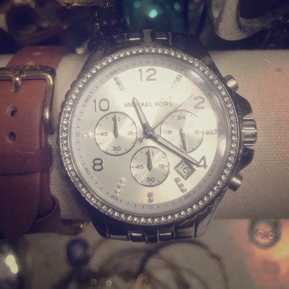 Michael Kor's silver watch
