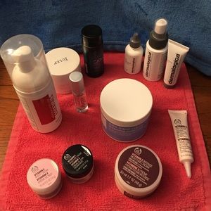 🛍 Moving Clear Out! Lot of Beauty Products