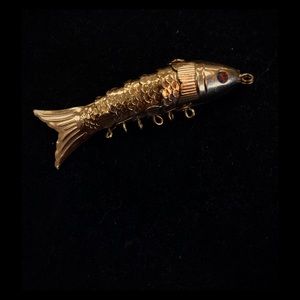 Vintage movable Fish gold