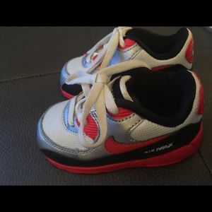 Baby boy Nike Air Max size 5c
