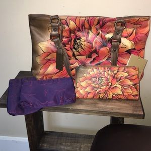 Anuschka tote with wallet NWT