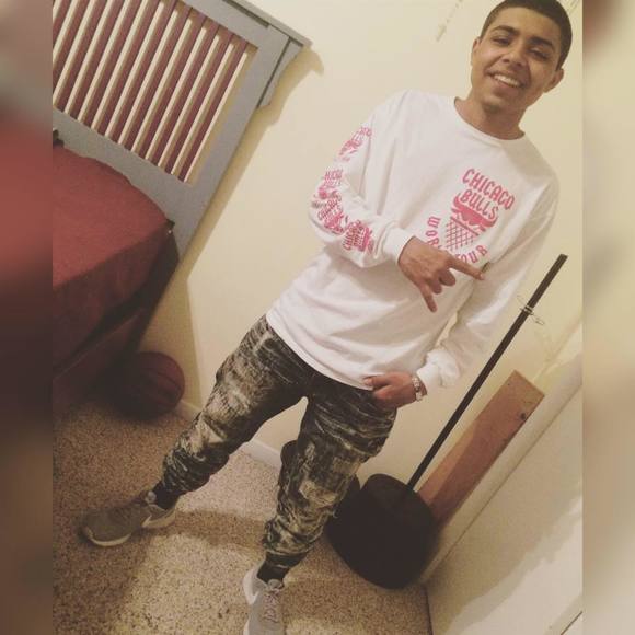 Meet your Posher, Daniel - Picture 1 of 1