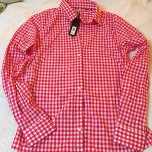 Banana Republic non-iron fitted blouse