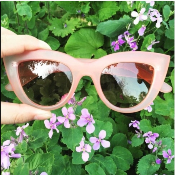 Quay Australia Accessories - Aiden Sunglasses Pink NWT
