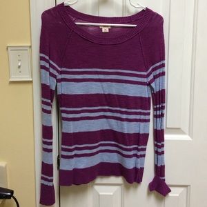 Women's small lightweight sweater