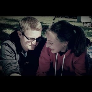 Meet your Posher, Laurel