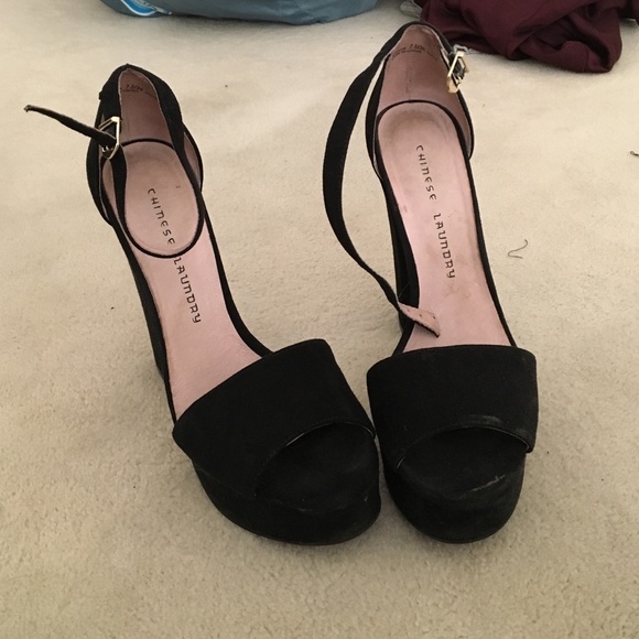 Chinese Laundry Black Heels SIZE 7.5
