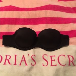 Victoria's Secret Pink strapless bra