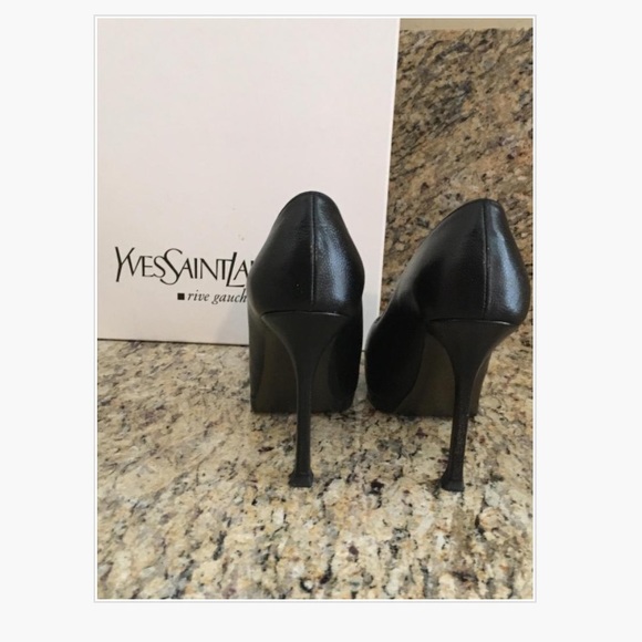 Flash Sale Yves Saint Laurant - Black