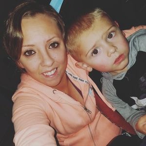 Meet your Posher, Kayla