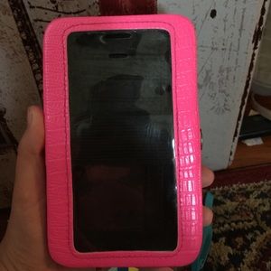 Touchscreen phone case/ wallet