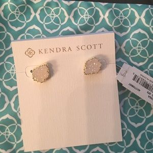 Brand new Kendra Scott earrings