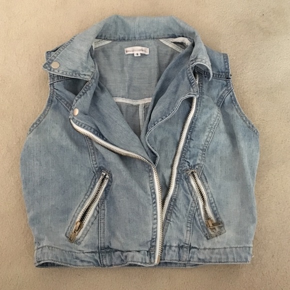 Lf Millau jean crop vest size small