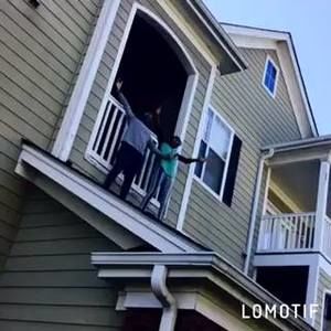 Meet your Posher, Alexas