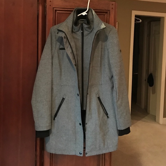 Sold!Jessica Simpson faux fur trim soft shell coat - Picture 1 of 3