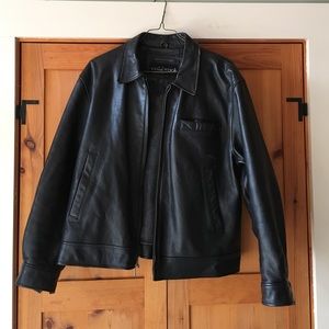 HP🎉 Men's Leather Jacket