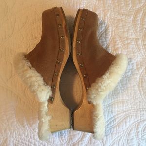 Ugg Clogs size 9