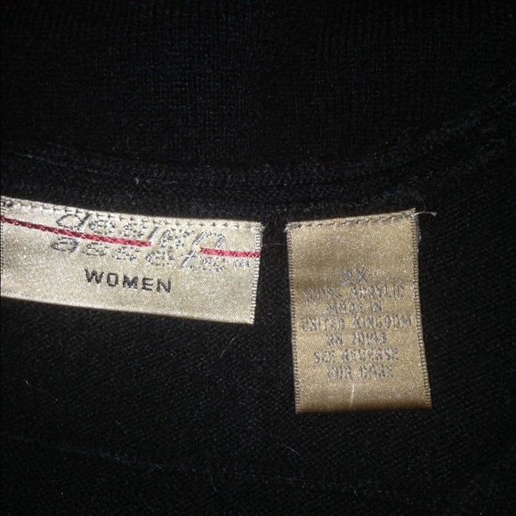 BLACK top tie sweater. SZ 2x but fits smaller NICE - Picture 3 of 4