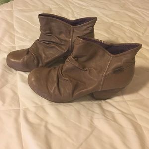 Ankle boots