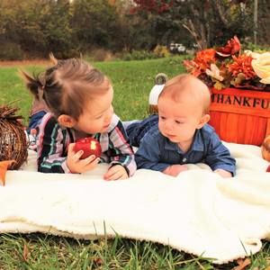 Meet your Posher, Caitlin