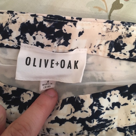 Loose comfortable floral shorts! - Picture 2 of 2