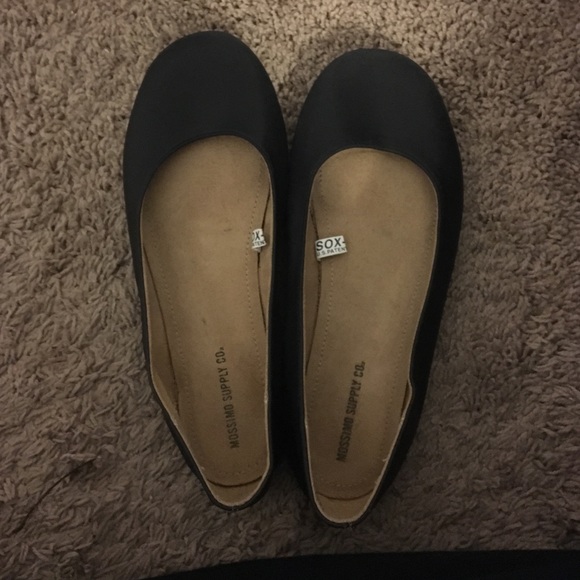 Black flats