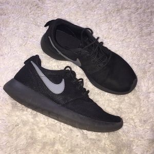 Youth Nike Roshe One