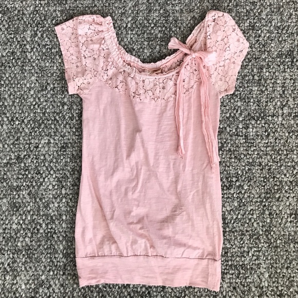 Eyeshadow Lace Top - Picture 1 of 3