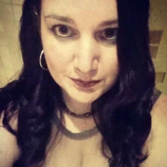 Meet your Posher, Michelle - Picture 1 of 1