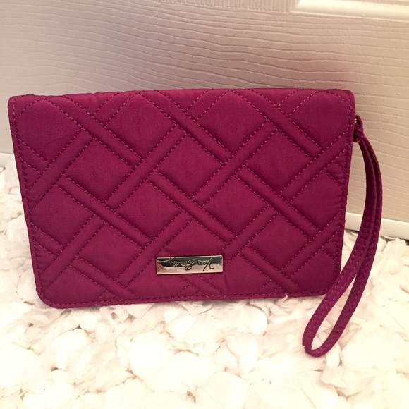 BRAND NEW W/TAG VERA BRADLEY Wrislet Wallet