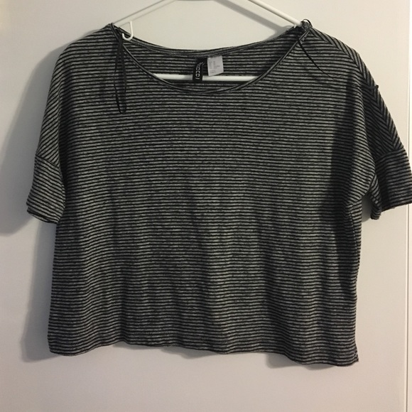 Black and grey striped tee