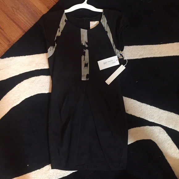 Line & Dot - Column Dress size medium!