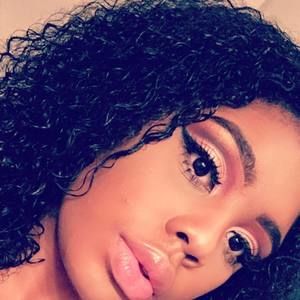 Meet your Posher, Jamila