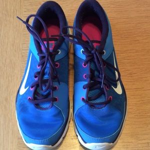 Women's Nike training shoes sz 10