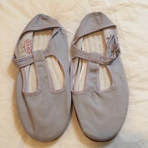 Brand New Nin Hao Lilac T-Strap Flats
