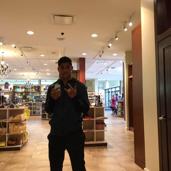 Meet your Posher, Cristian